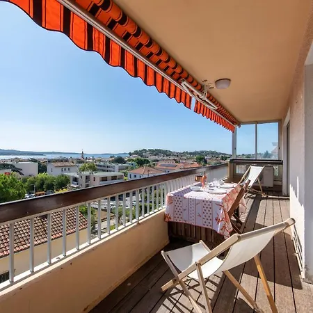 Le Cadet - Vue Panoramique Ville Et Baie De Sanary Sur Mer, Parking & Terrasse - 2 A 4 Pers Buitenkant foto