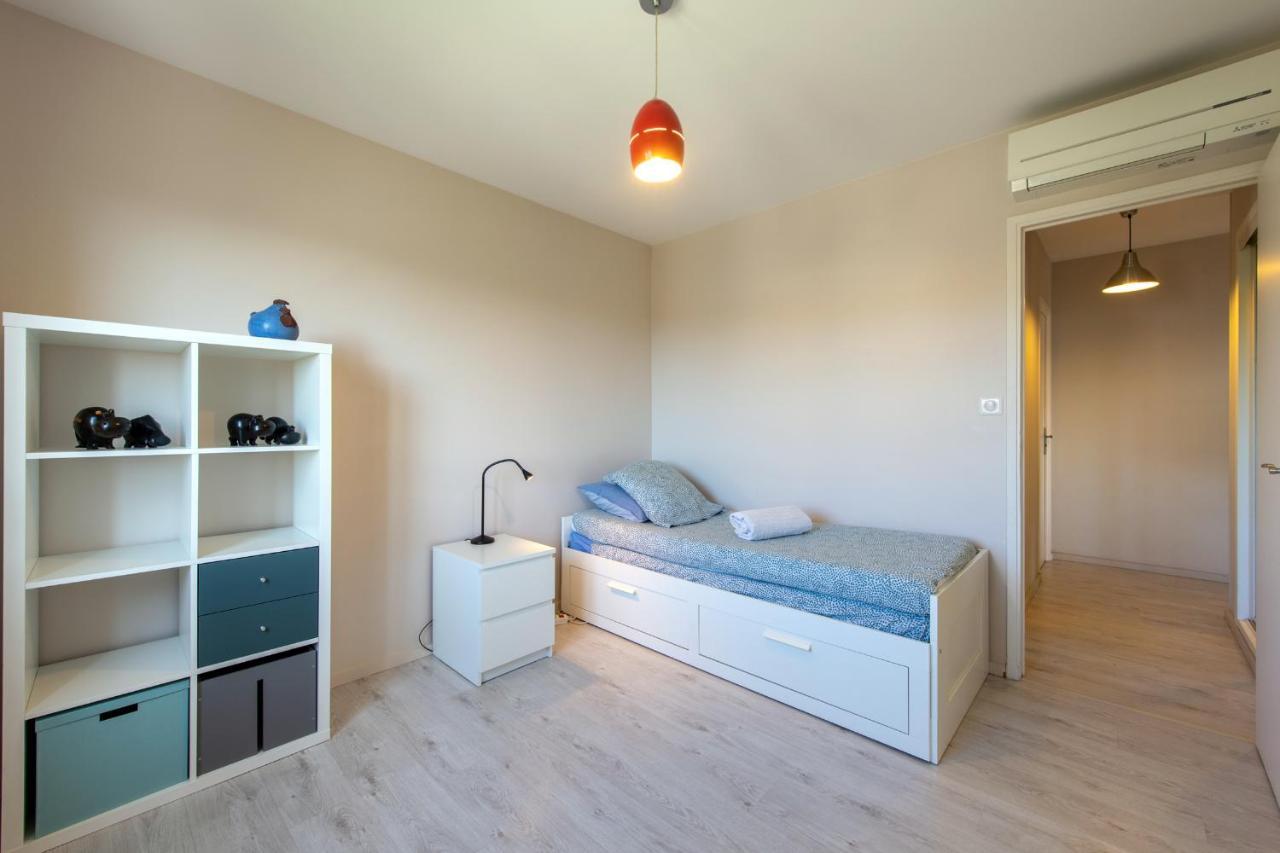 Apartment Le Cadet - Vue Panoramique Et Baie De Sur Mer, Parking & Terrasse - 2 A 4 Pers Sanary-sur-Mer