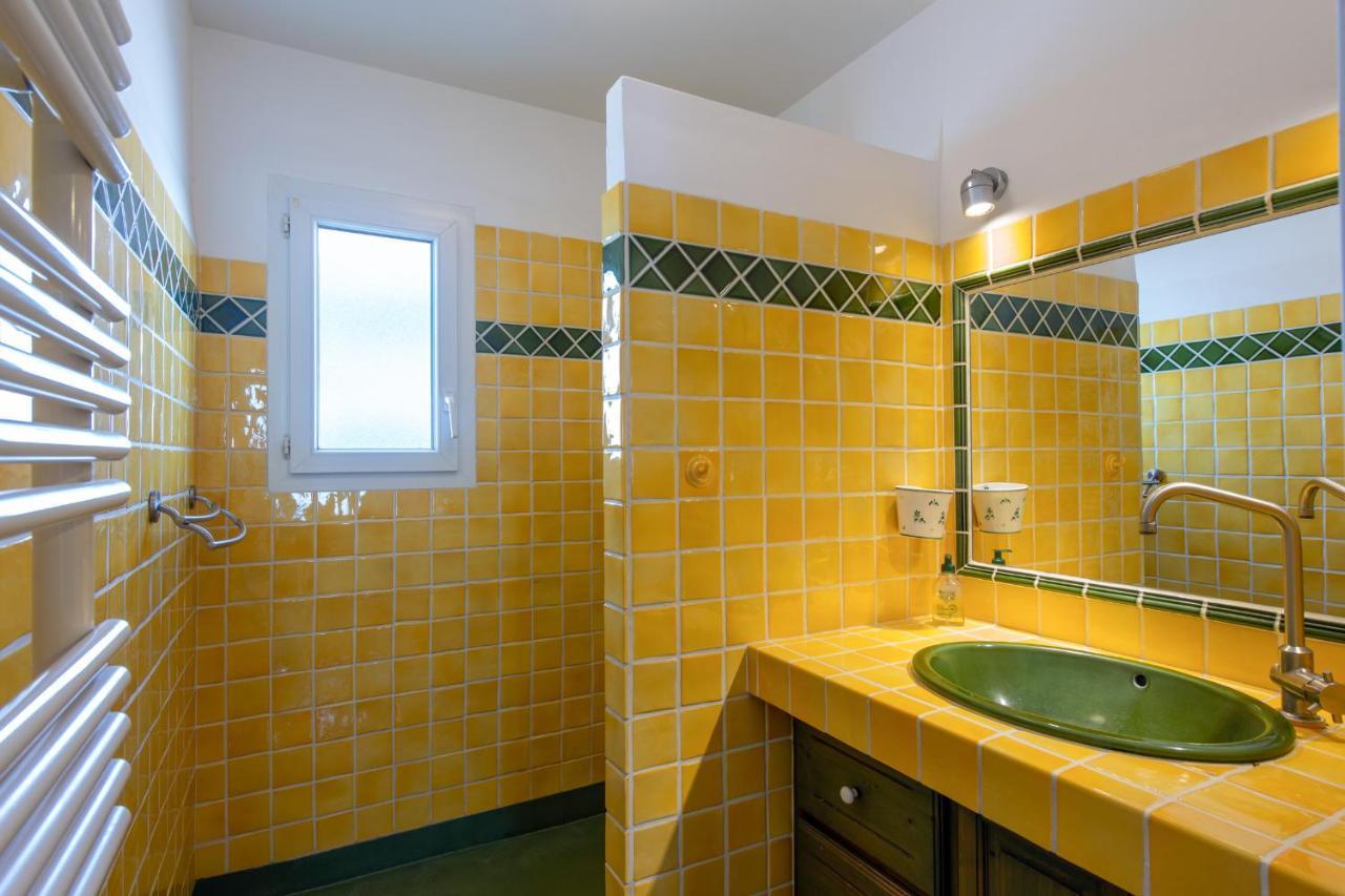 Apartment Le Cadet - Vue Panoramique Et Baie De Sur Mer, Parking & Terrasse - 2 A 4 Pers